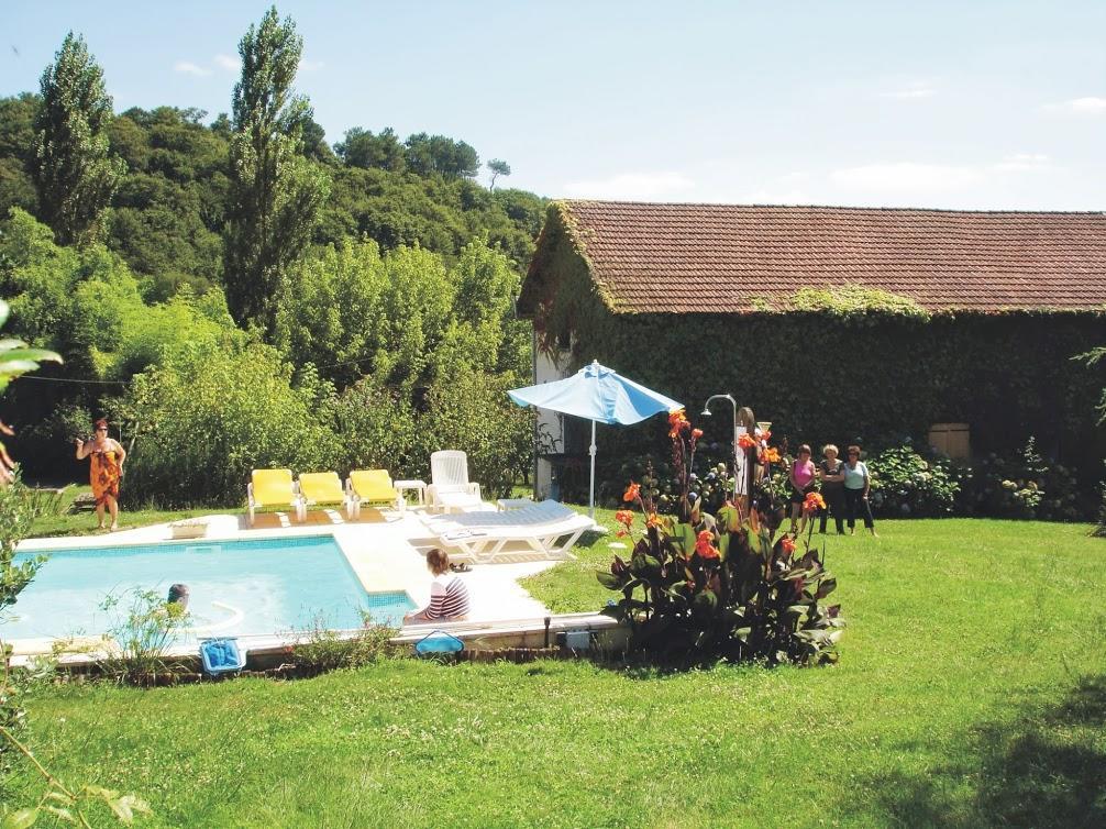 Chambres D'Hotes Domaine De Compostelle Casteide-Candau Экстерьер фото