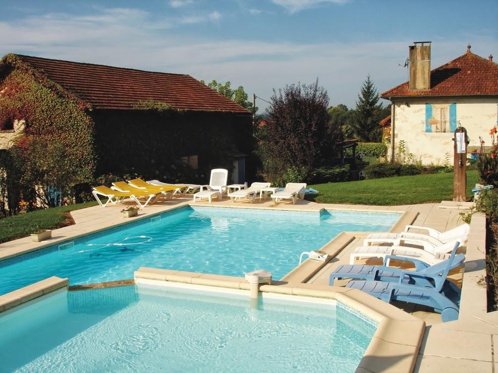 Chambres D'Hotes Domaine De Compostelle Casteide-Candau Экстерьер фото